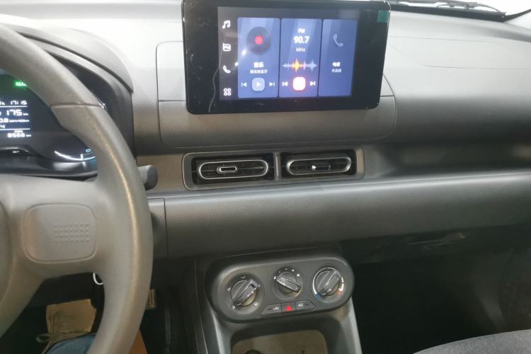 Used Wuling Hongguang New Energy 2024 All-Electric Model 300KM Practical Version
