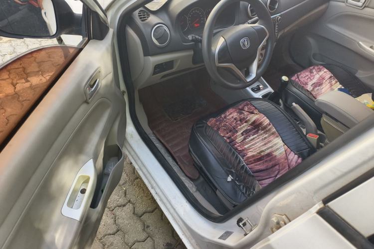 Used CHANGAN Alsvin V3 2012 1.3L Manual Comfort Version China IV Standard
