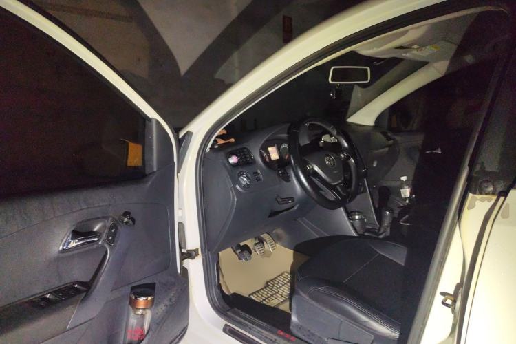 Used Volkswagen Polo 2014 1.4L Manual Fashion Edition Driver Seat