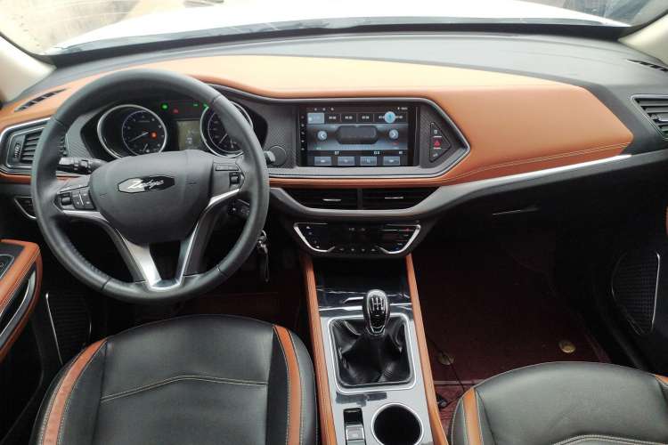 Used Zotye T300 2017 1.5L Manual Luxury Model