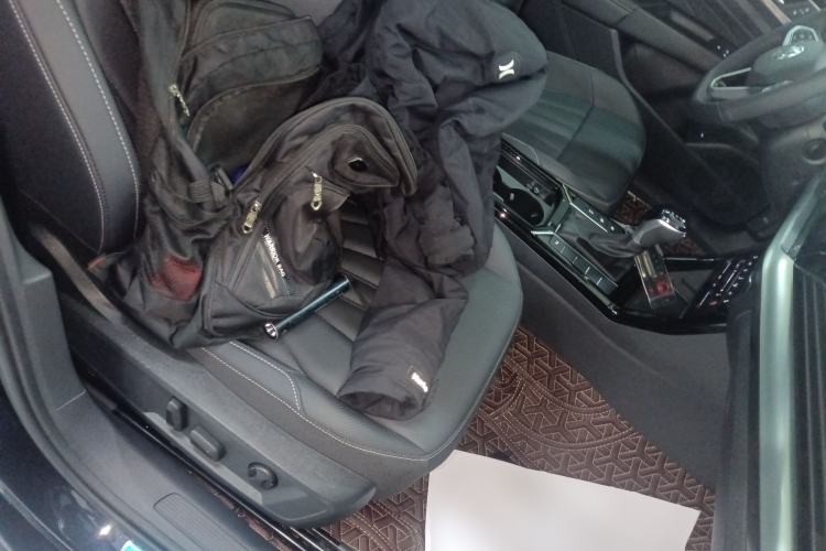 Used Volkswagen Passat 2025 Outstanding Model 380TSI Starry Dragon Edition
