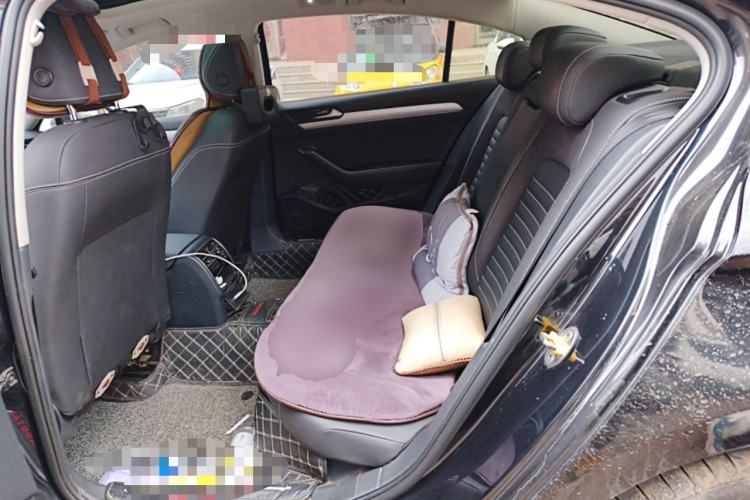 Used Volkswagen Magotan 2020 280TSI DSG Comfort Edition Left Rear Seat