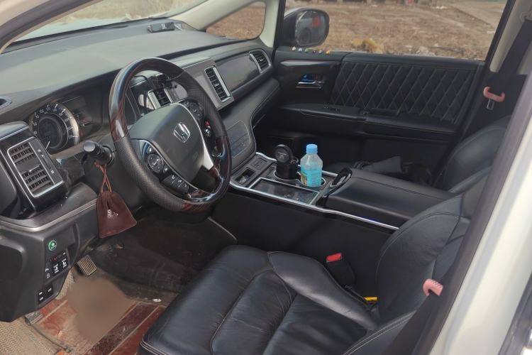 Used Honda Elysion 2016 2.4L Style Edition