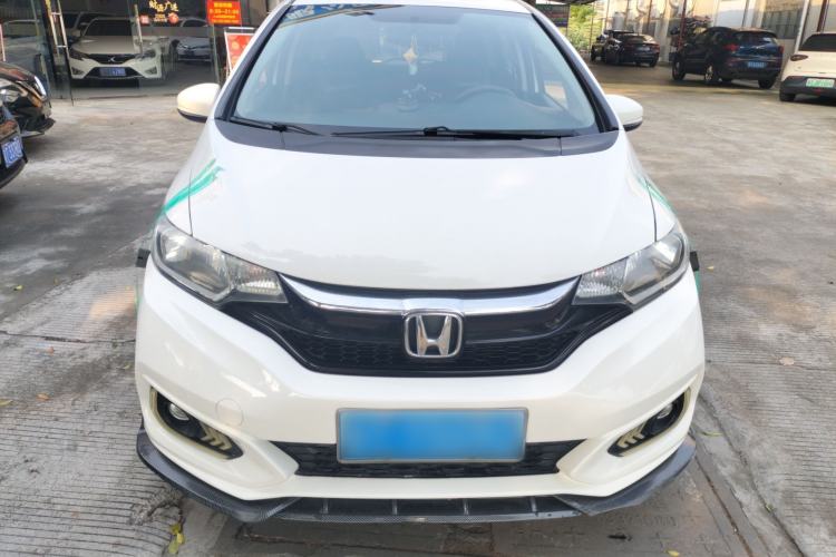 Used Honda Fit 2018 1.5L CVT Comfort Version Front