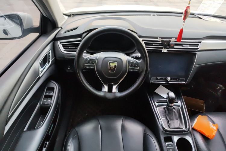 Used Roewe i5 2020 1.5L Automatic 4G Connect Luxury Flagship Edition Steering Wheel