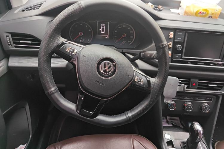 Used Volkswagen Tharu 2020 280TSI Two-Wheel Drive Trend Edition China VI Standard Steering Wheel