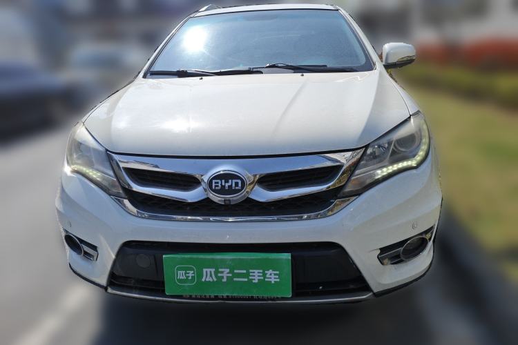 Used BYD S7 2015 2.0T Automatic Prestige Model
