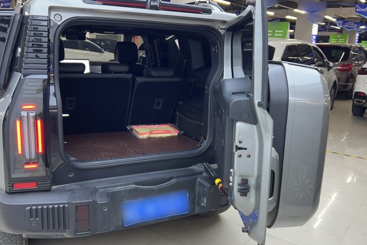 Used JETOUR Traveler 2023 2.0T All-Wheel Drive CrossPRO+ Interior 8