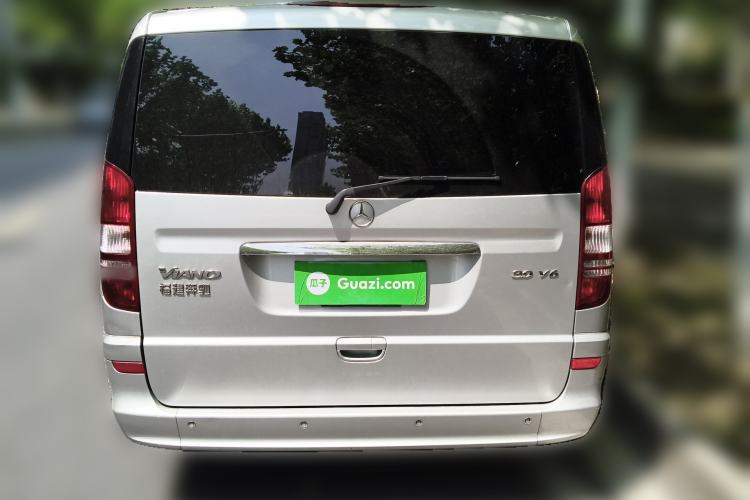 Used Mercedes-Benz Viano 2013 3.0L Comfort Edition
