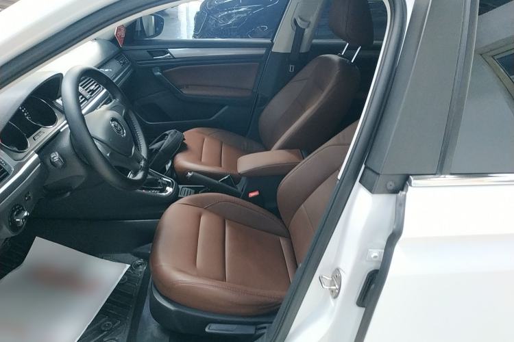 Used Volkswagen Bora 2021 1.5L Automatic Fashionable Smart Connectivity Version
