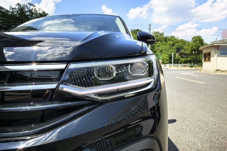 Used Volkswagen Tiguan L 2025 Model, Outstanding Version, 300TSI Automatic Two-Wheel Drive Longteng Edition