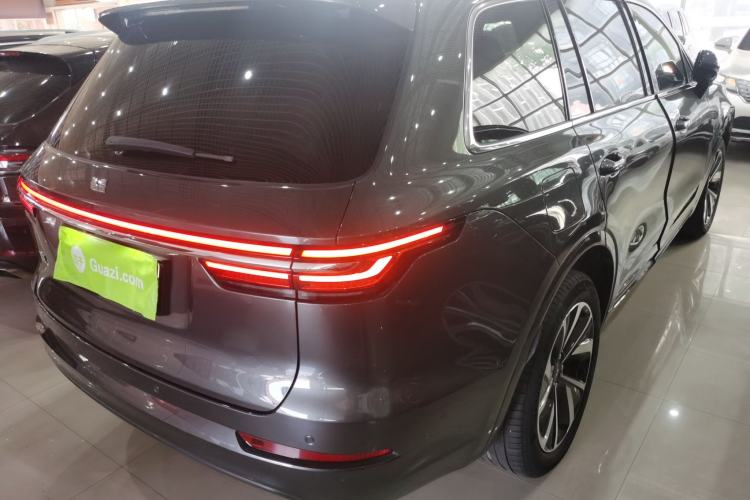 Used Li Auto ONE 2021 Extended-Range 6-Seater Version Rear Right 45 Deg