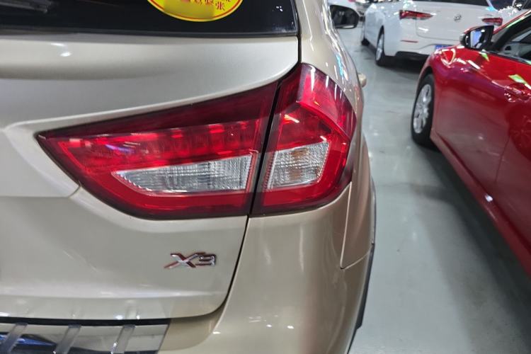 Used Geely Auto Vision X3 2017 1.5L Automatic Elite Model Right Rear Taillight
