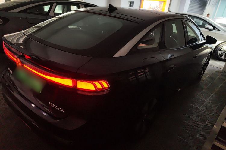 Used Volkswagen ID.7 VIZZION 2024 AIR model Rear Right 45 Deg