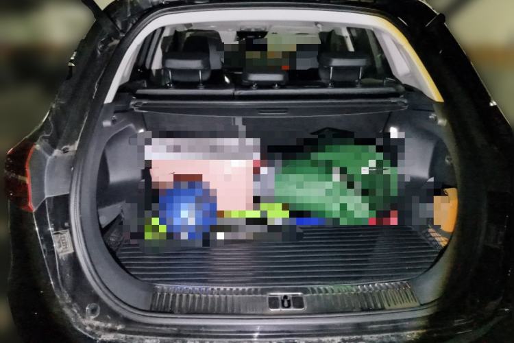 Used Hongqi HS5 2022 Revised Version 2.0T Smart Connect Flagship Edition Trunk