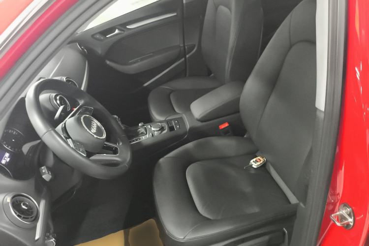 Used Audi A3 2018 30th Anniversary Edition Sportback 35 TFSI Ambition Model
