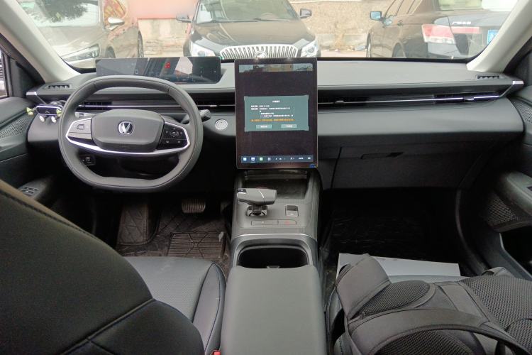 Used CHANGAN Eado DD 2023 Blue Whale NE 1.5T GDI DCT Luxury Edition Center Console