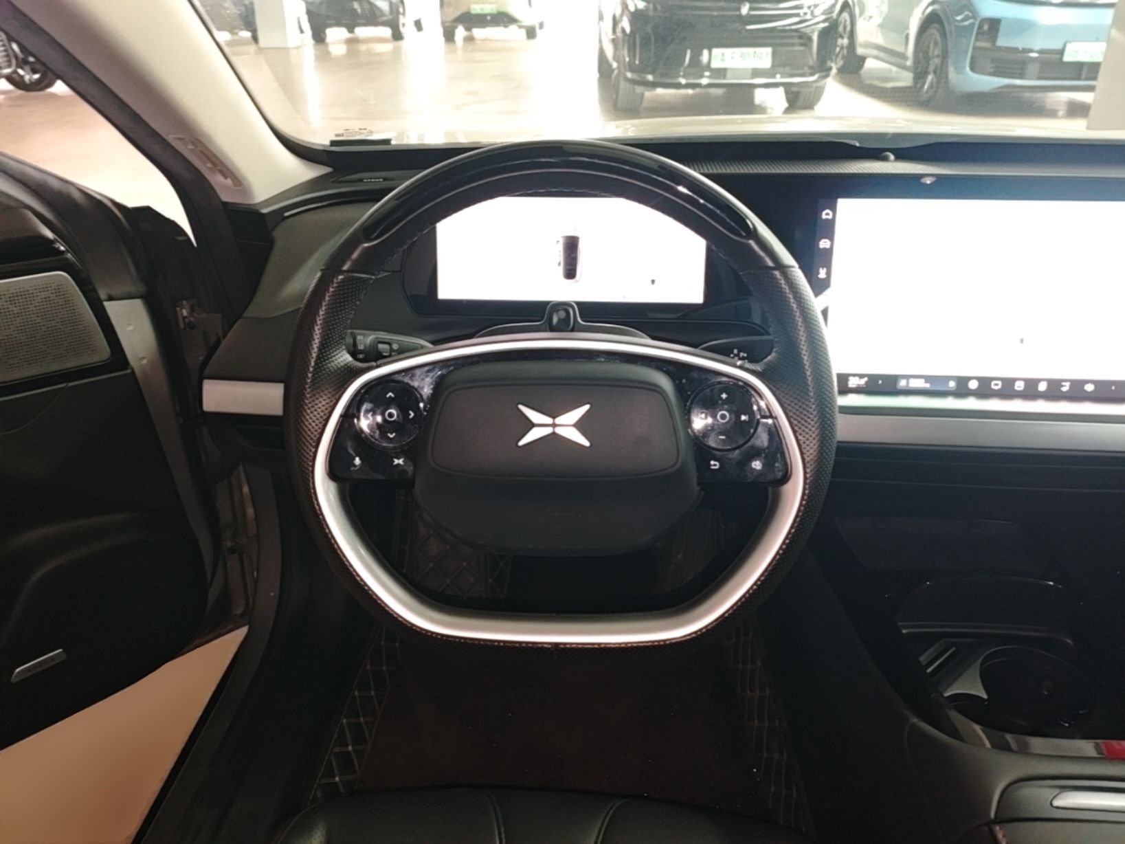 XPeng P7 2022 480G — снимка 13