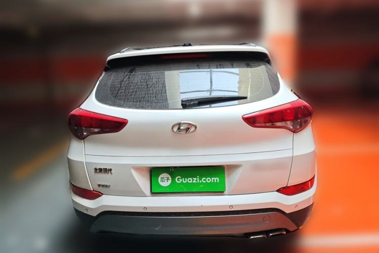 Used Hyundai Tucson 2015 1.6T Dual-Clutch Two-Wheel-Drive Smart Model Rear