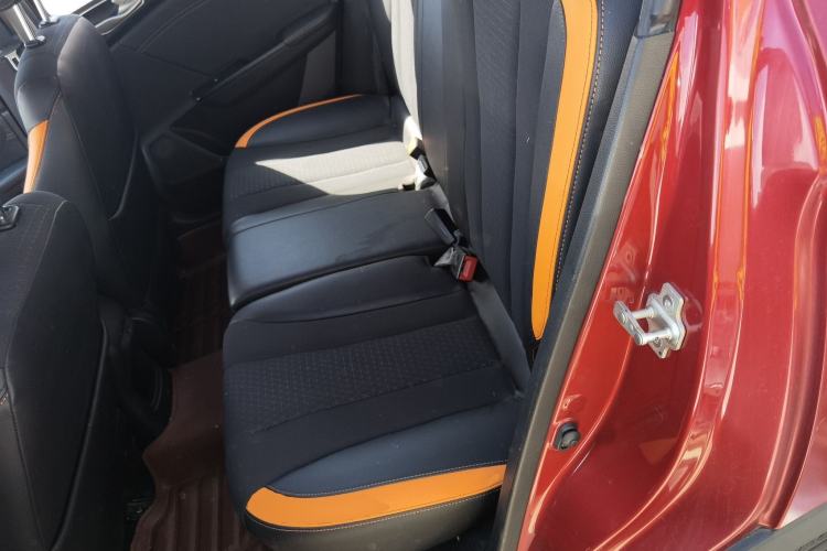 Used Baojun 310 2017 1.5L Automatic Fashion Model Left Rear Seat