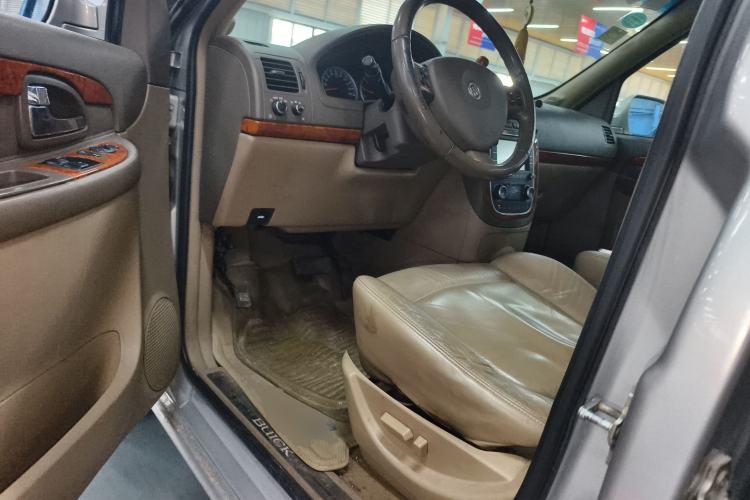 Used Buick GL8 2006 Lu Zun 3.0L CT Comfort Edition Driver Seat