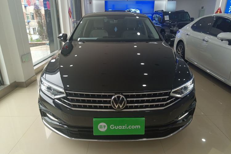 Used Volkswagen Magotan 2023 2 Million Units Limited Edition 330TSI DSG Leading Version Front