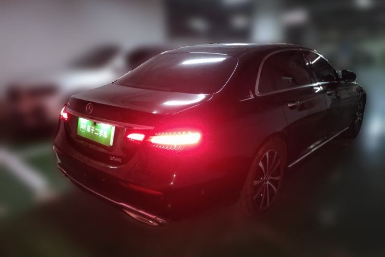 Used Mercedes-Benz E-Class New Energy 2021 E 350 e L Plug-in Hybrid Sedan Rear Right 45 Deg