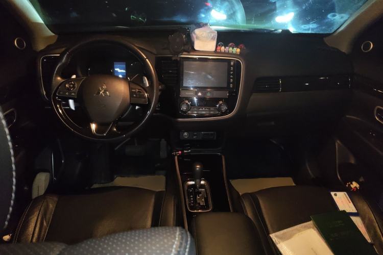 Used Mitsubishi Outlander 2018 2.4L 4x4 Elite Edition 5 Seats