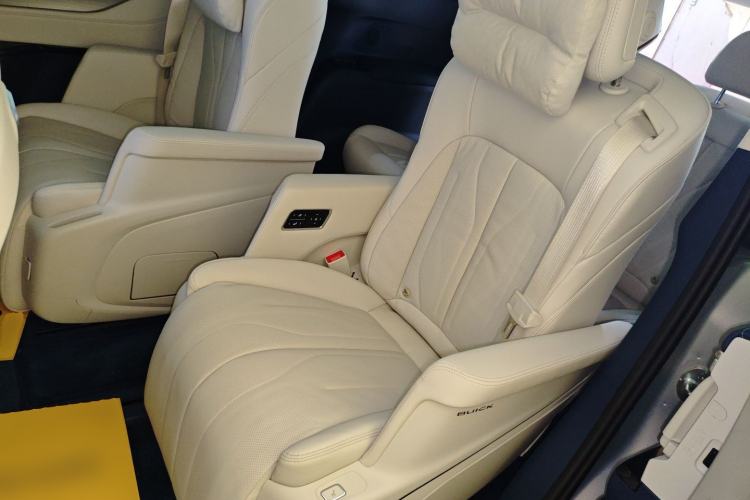 Used Buick GL8 New Energy 2024 Lu Zun Luxury Edition 6-Seater
