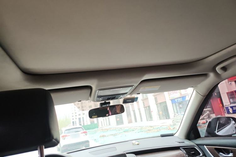 Used Honda Avancier 2017 240TURBO Two-Wheel Drive Luxury Edition Headliner