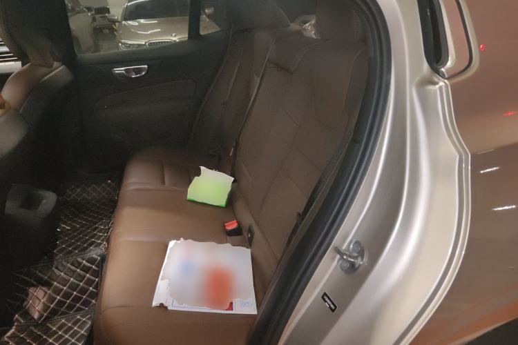 Used Volvo S60 2023 B4 Zhiyuan Luxury Edition
