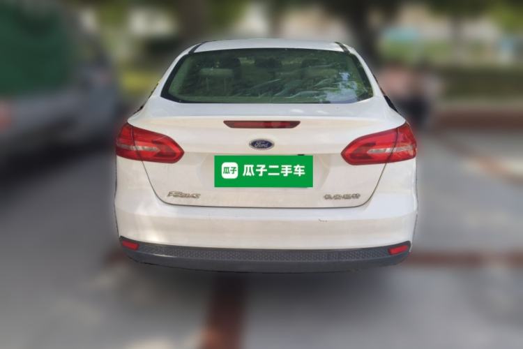 Used Ford Focus 2015 Sedan 1.6L Manual Comfort Model
