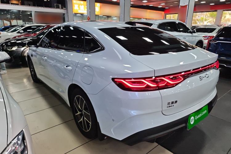 Used BYD Qin L 2025 DM-i Smart Drive 80KM Superior Model
