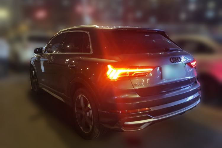 Used Audi Q3 2021 35 TFSI Fashion Dynamic Model