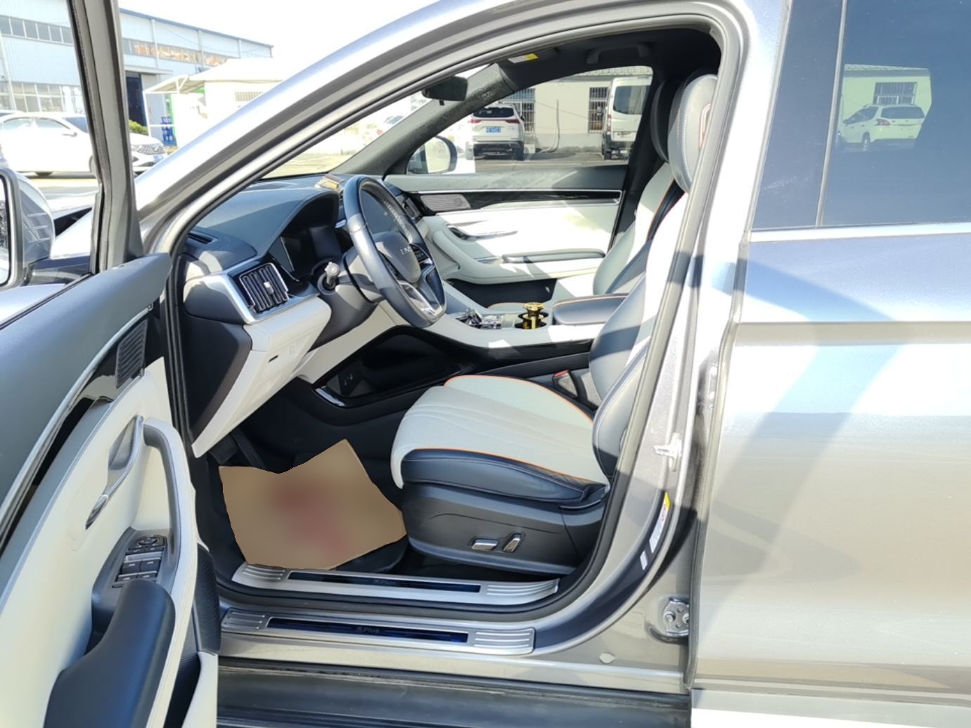 BYD Song PLUS New Energy 2024 HONOR Edition DM-i 110km Flagship PLUS — снимка 17
