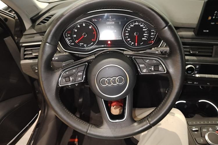 Used Audi A4L 2017 45 TFSI quattro Style Edition
