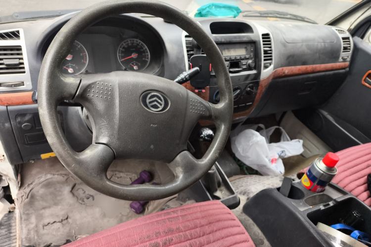 Used Golden Dragon Hiace 2021 1.8L Gasoline Version Long Wheelbase High-Roof Model LJ4A18Q6 Center Console