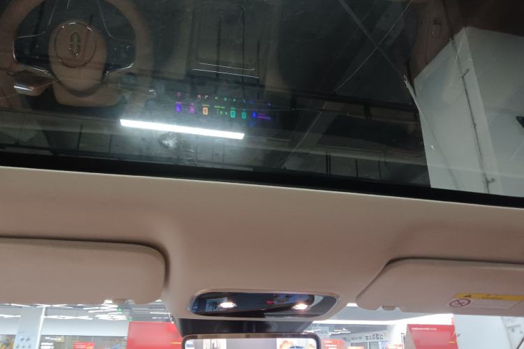 Used Hima AITO M8 2025 Extended-Range Ultra Version 53.4 kWh 6-Seater Edition