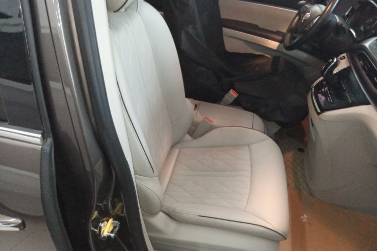 Used Buick GL8 2022 Land Business Class 652T Luxury Model