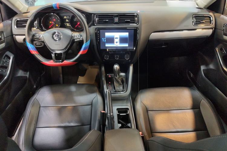 Used Volkswagen Sagitar 2017 230TSI Automatic Comfort Version