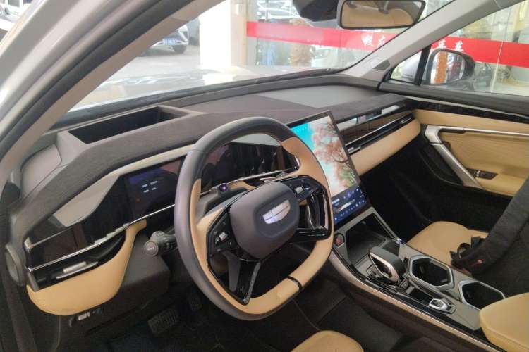 Used Geely Auto FX11 2023 2.0TD DCT Flagship Version
