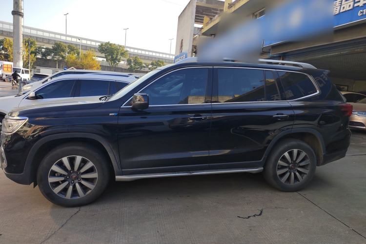 Used Roewe RX8 2019 30T Smart Connectivity Two-Wheel Drive Supreme Flagship Edition