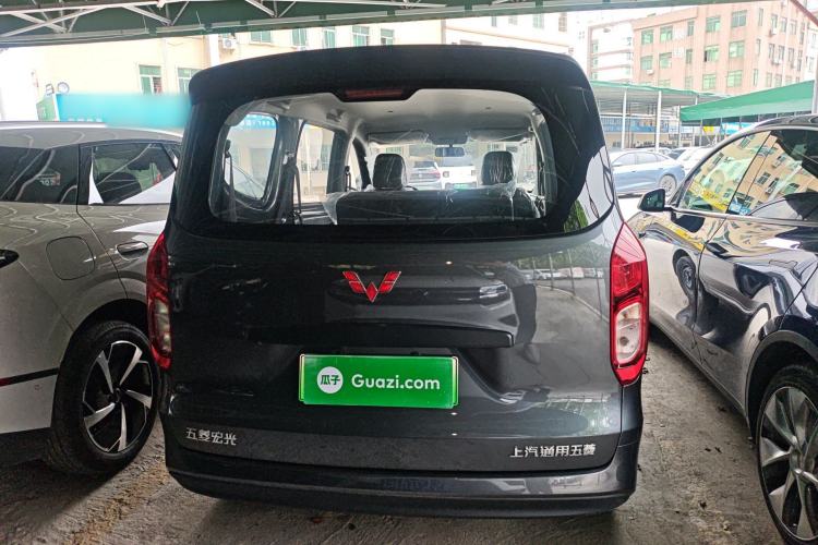 Used Wuling Hongguang New Energy 2024 All-Electric Model 300KM Practical Version Rear