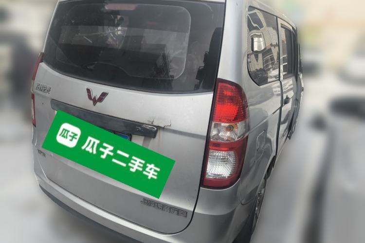 Used Wuling Hongguang 2013 1.5L Base Version
