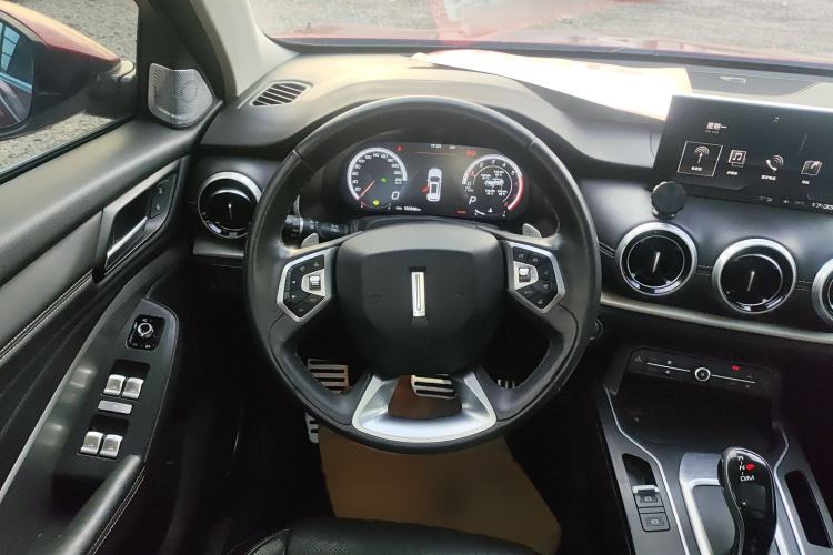 Used Wey VV6 2018 2.0T Two-Wheel Drive Flagship Version China V Standard
