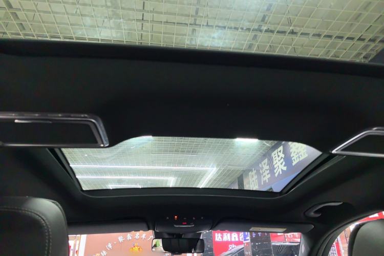 Used Mercedes-Benz GLC 2020 Facelift GLC 300 L 4MATIC Dynamic Edition
