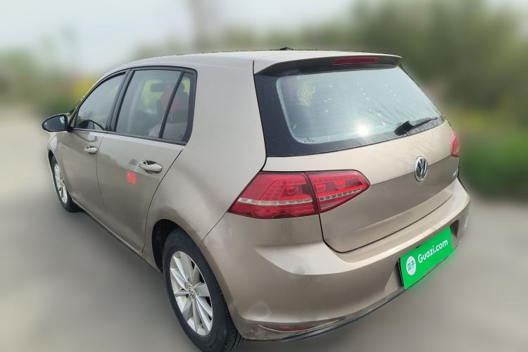 Used Volkswagen Golf 2014 1.6L Manual Fashion Edition
