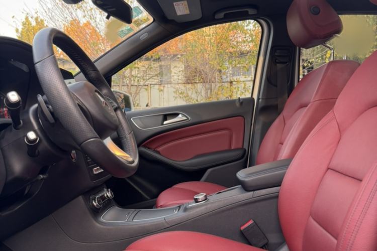 Used Mercedes-Benz B-Class 2016 B 200 Exclusive Edition