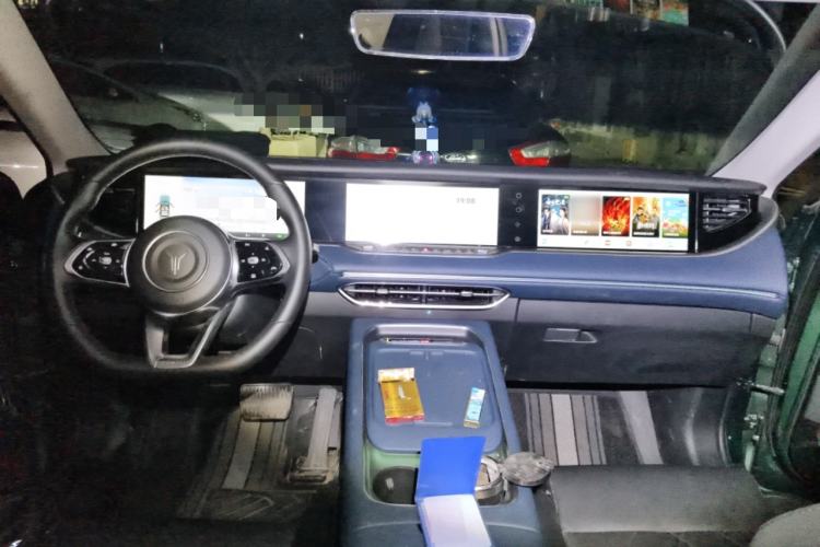 Used VOYAH FREE 2024 Ultra-Long Range Intelligent Driving Version Center Console