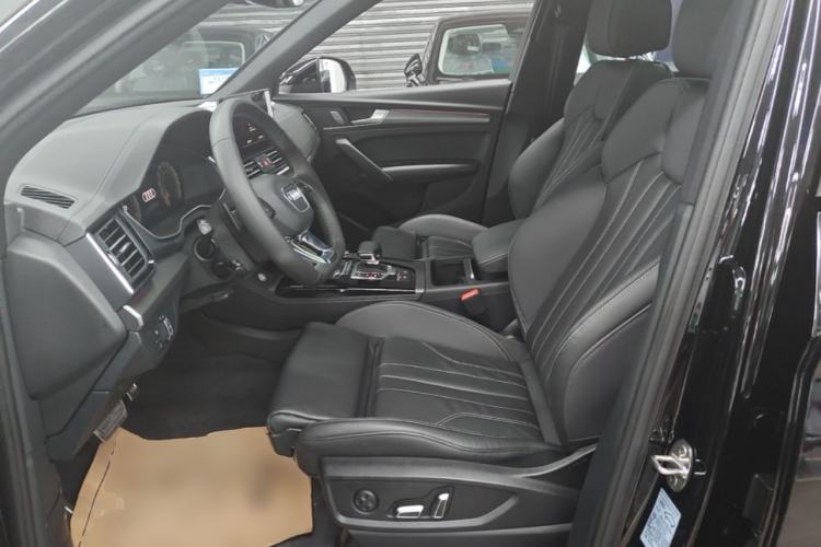 Used Audi Q5L 2023 40T Luxury Dynamic Model